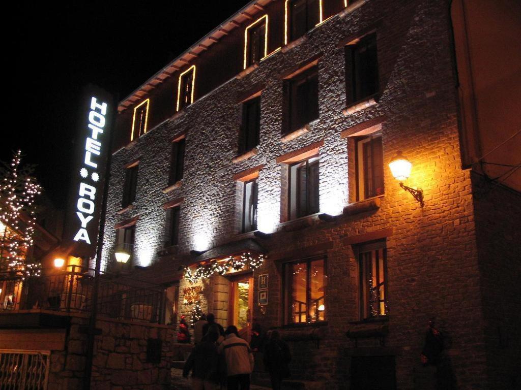 Hotel Roya Espot Exteriör bild